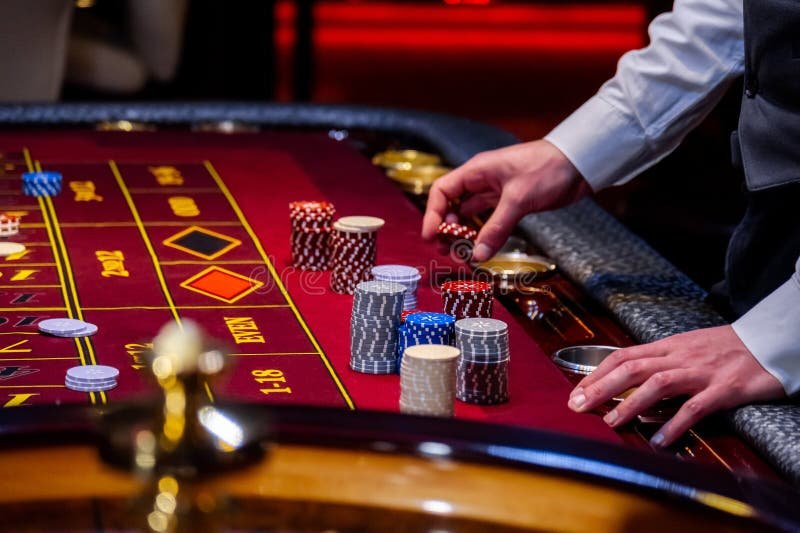 Filipino player joining a live dealer table on winph5 via mobile browser